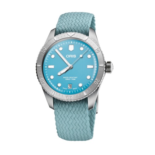 Divers Sixty-Five