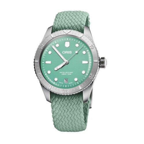 Divers Sixty-Five