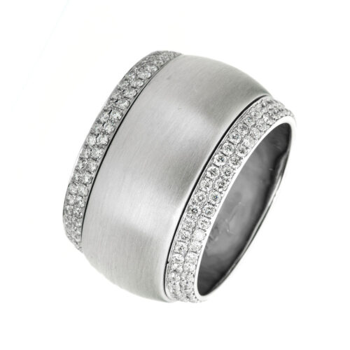 Ring 18 kt WG, mattiert